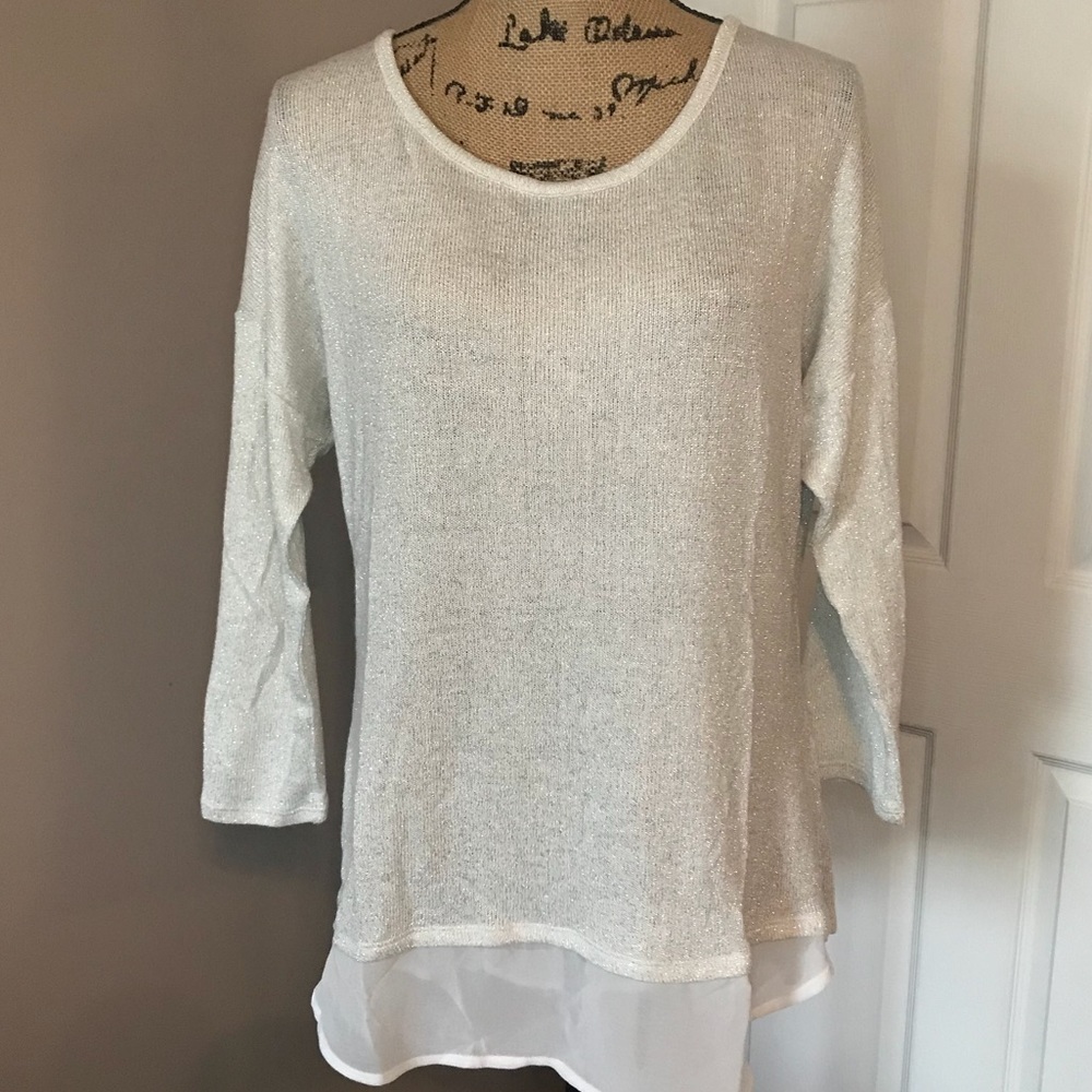New York & Company NWT peekaboo back shimmer